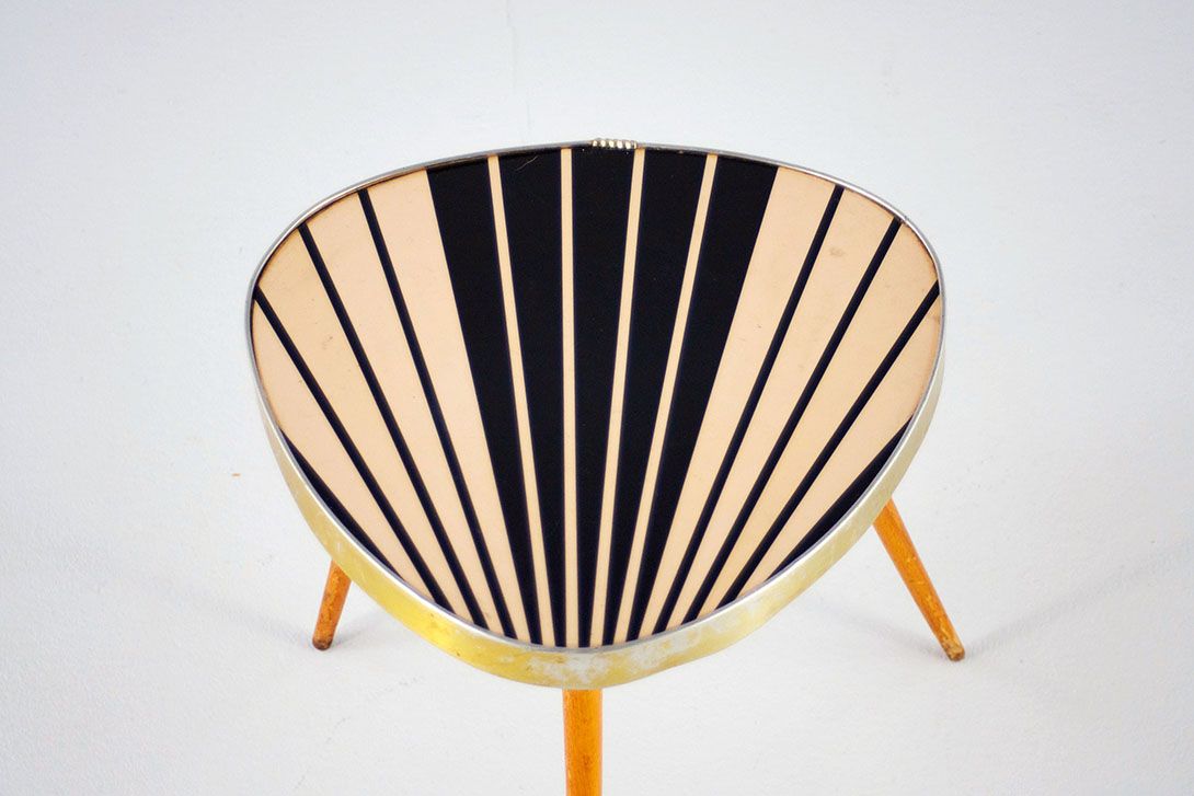 Foto Small Mid-Century Side Table h32x31