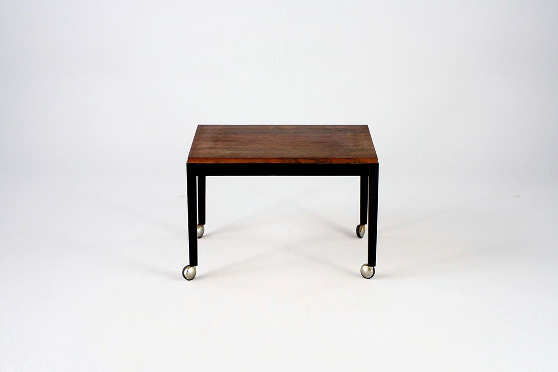 Foto Side Table Pali black Steel on Wheels 1961 h42x41x62