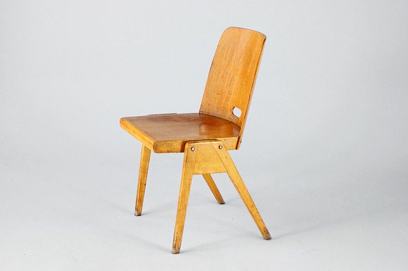 Foto Wooden Stacking Chair Hungary 1953