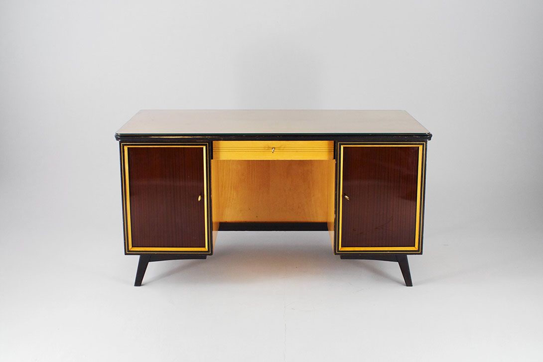 Foto Manager Desk Germany 1955 h80x150x77