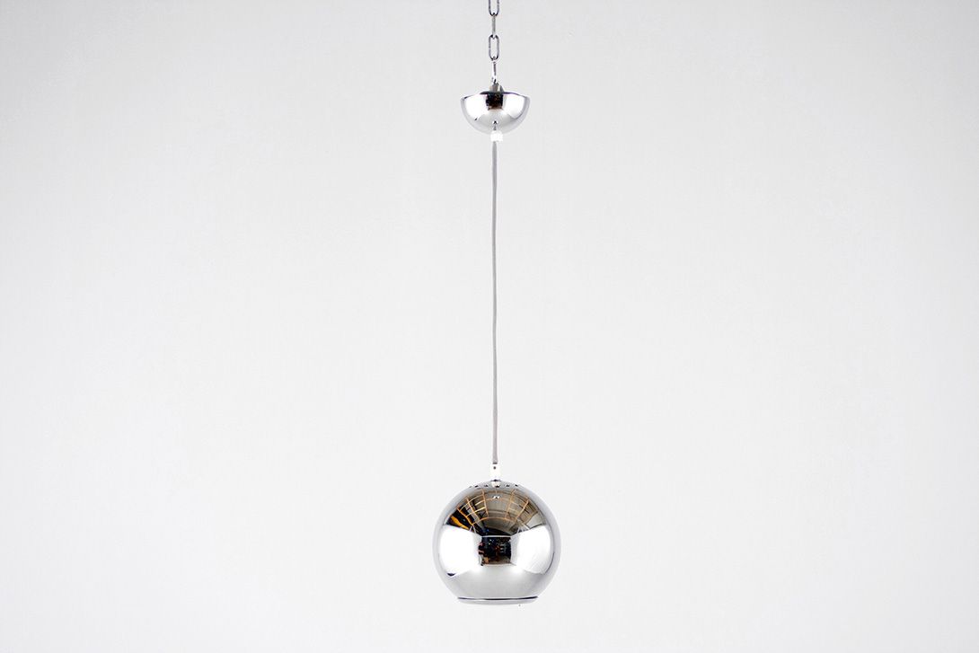 Foto Chrome Ball Pendant Lamp ø20