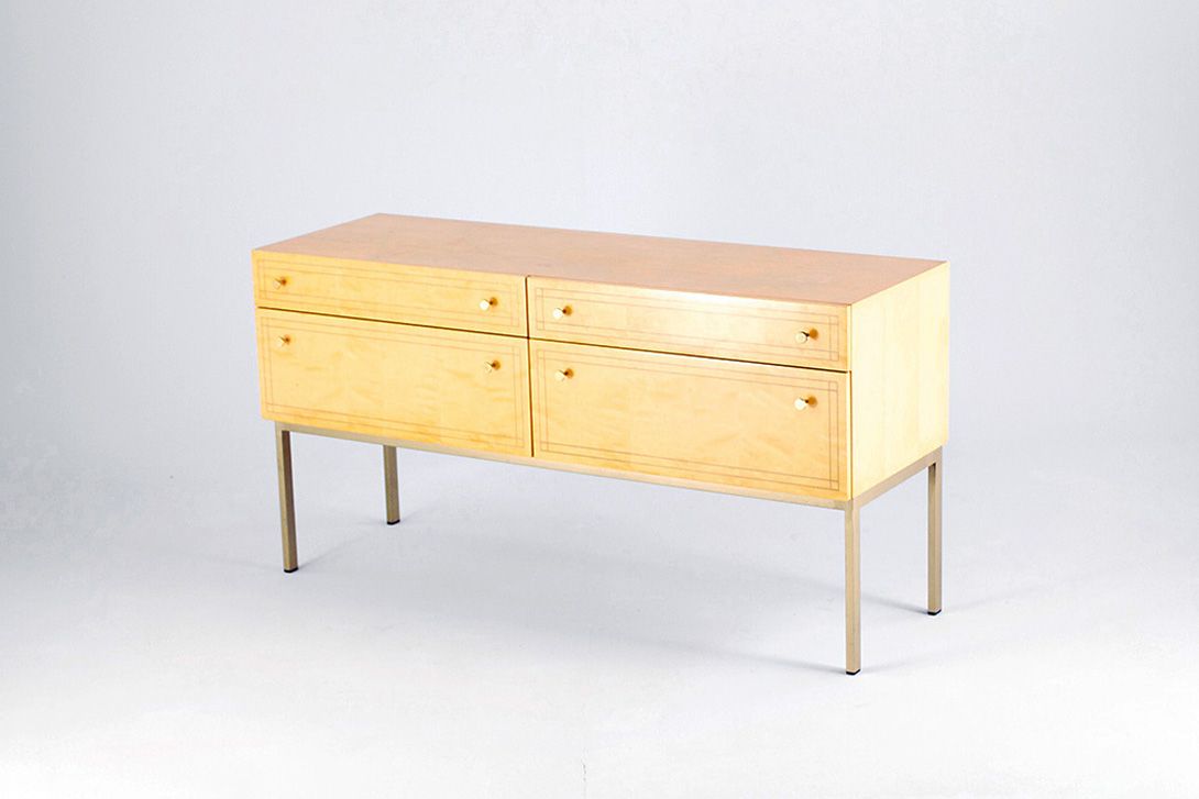 Foto Classic Modern Inlaid Lowboard Sweden 1961 w117
