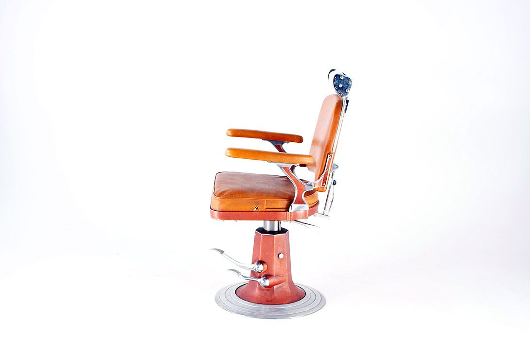 Foto 50&#8217;s Barber Chair, Cognac Coloured Leather Upholstery