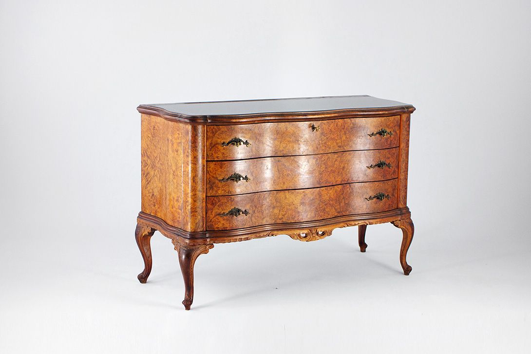 Foto George III Style Mahogany Serpentine Antique Chest of Drawers with golden Mirror h218x144x57