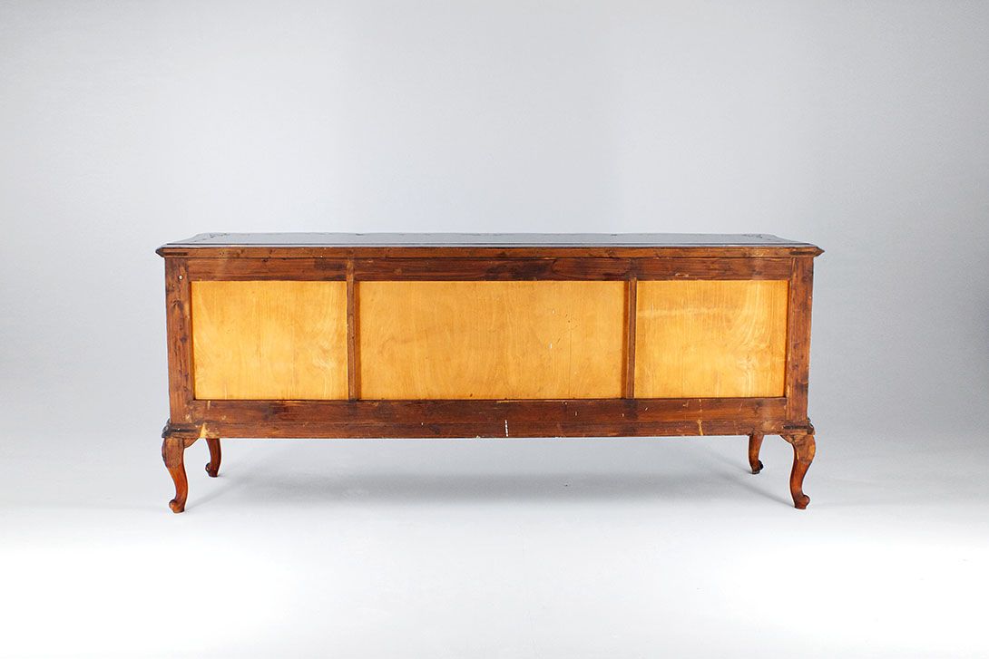 Foto George III Style Cherrywood Serpentine Antique Chest of Drawers with golden Mirror *N