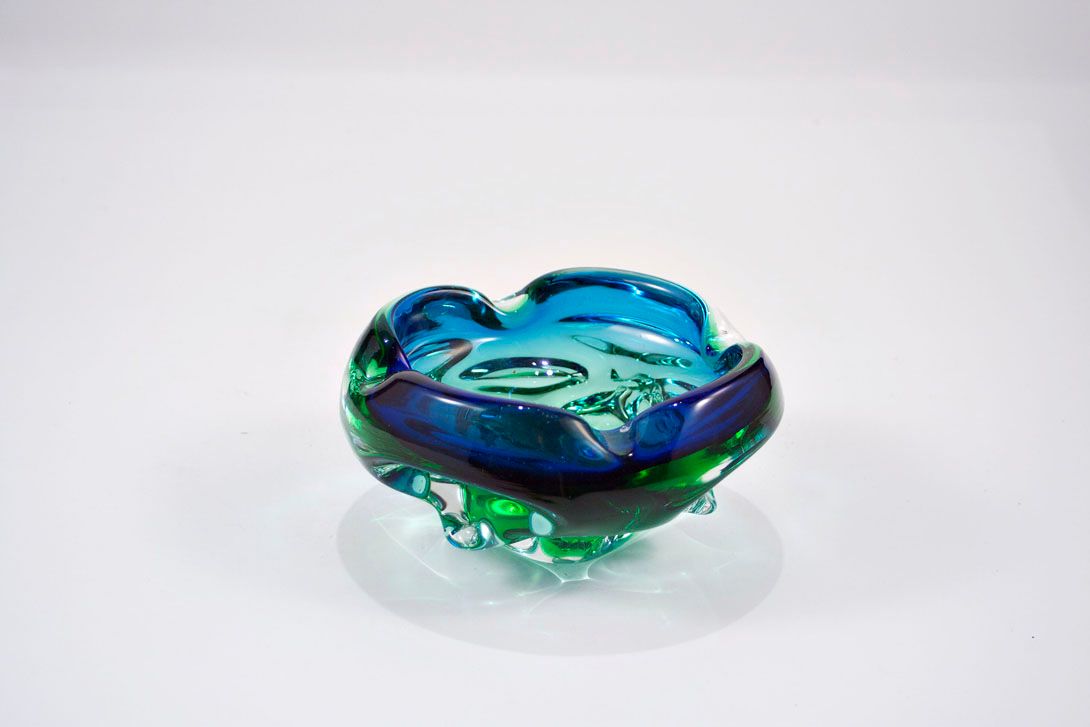 Foto Glass Ashtray, Green/Blue, Everted Edge, Enclosed Air Bubbles