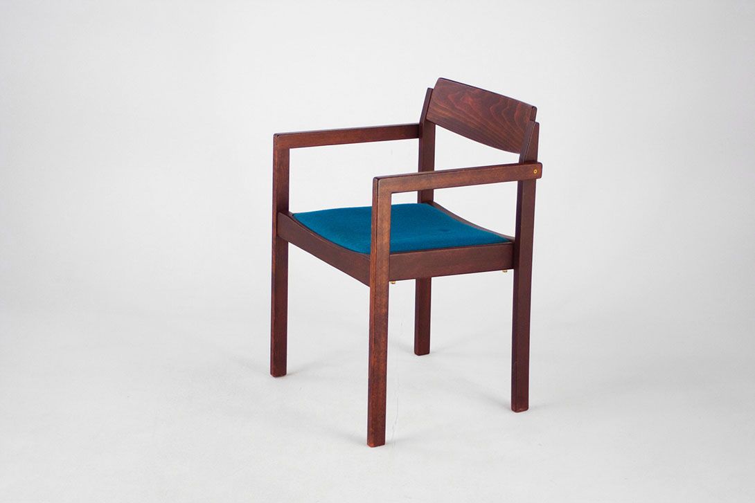 Foto Wooden Armchair with Blue Textile Seat