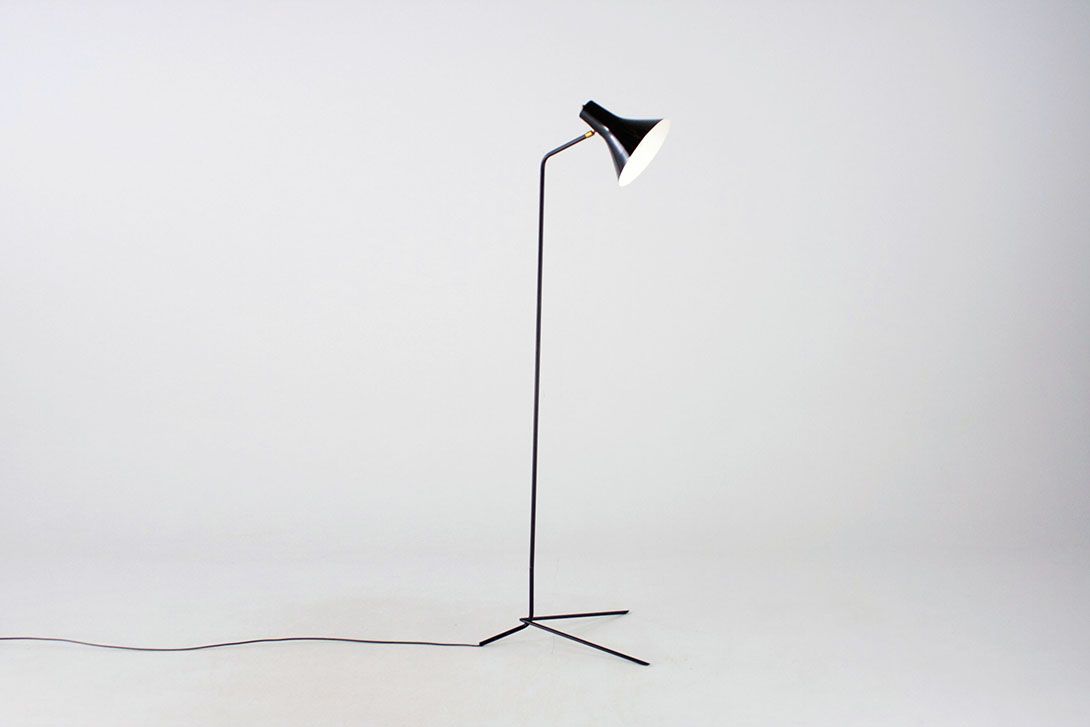 Foto Simple Modern Floor Lamp Fragile 1956 h142