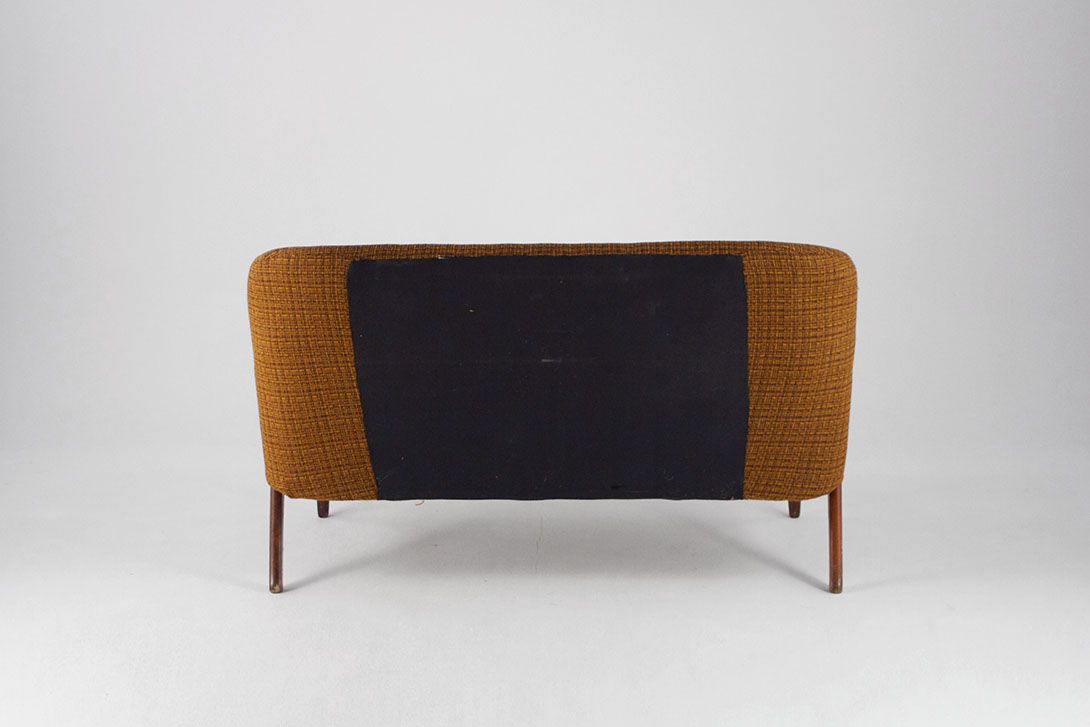 Foto Brown Checked Sofa Germany 1950 h80x133x73