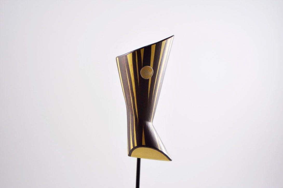 Foto Ceramic Hanging Vase, Abstract Sandglass shaped, Stripes