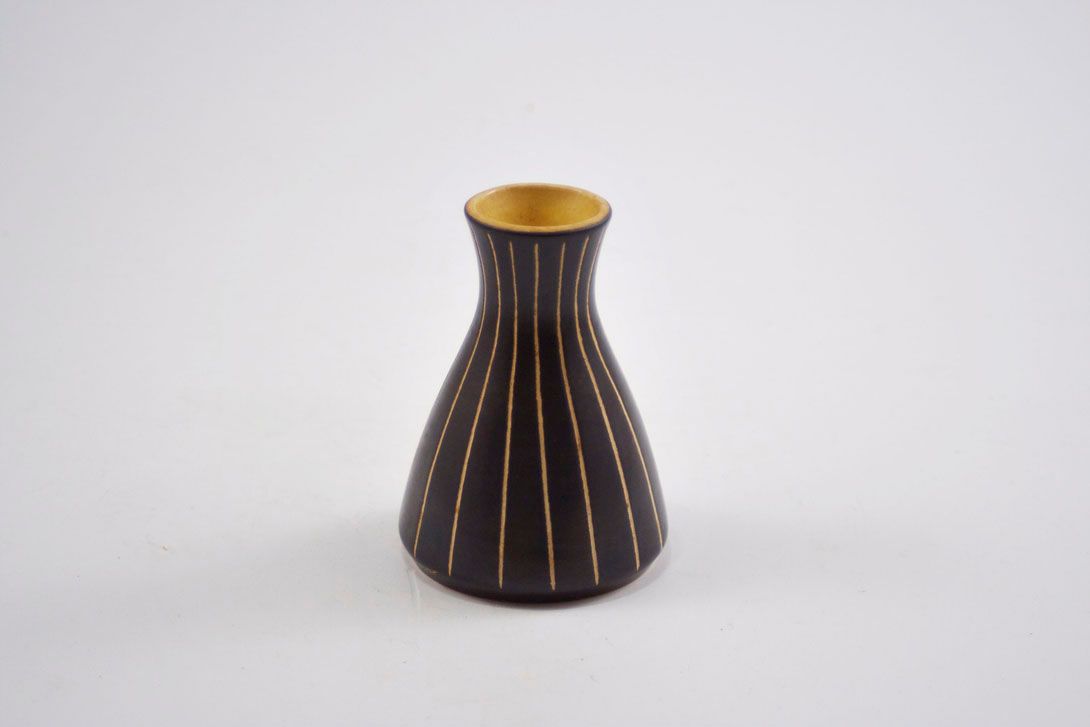 Foto Ceramic Table Vase, Black, Lined A6