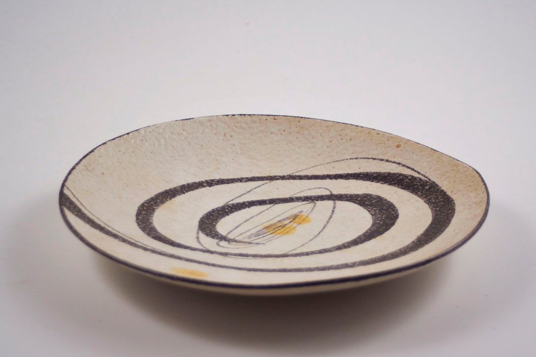 Foto Ceramic Bowl, White Inside, Black Spiral Decor, 1967