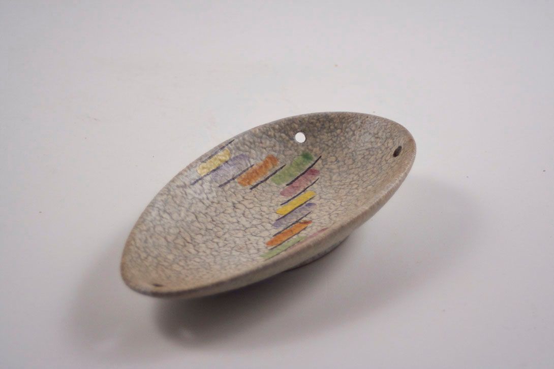 Foto Longish Oval Shaped Ceramic Bowl, Grey Cracked Decor, 1959