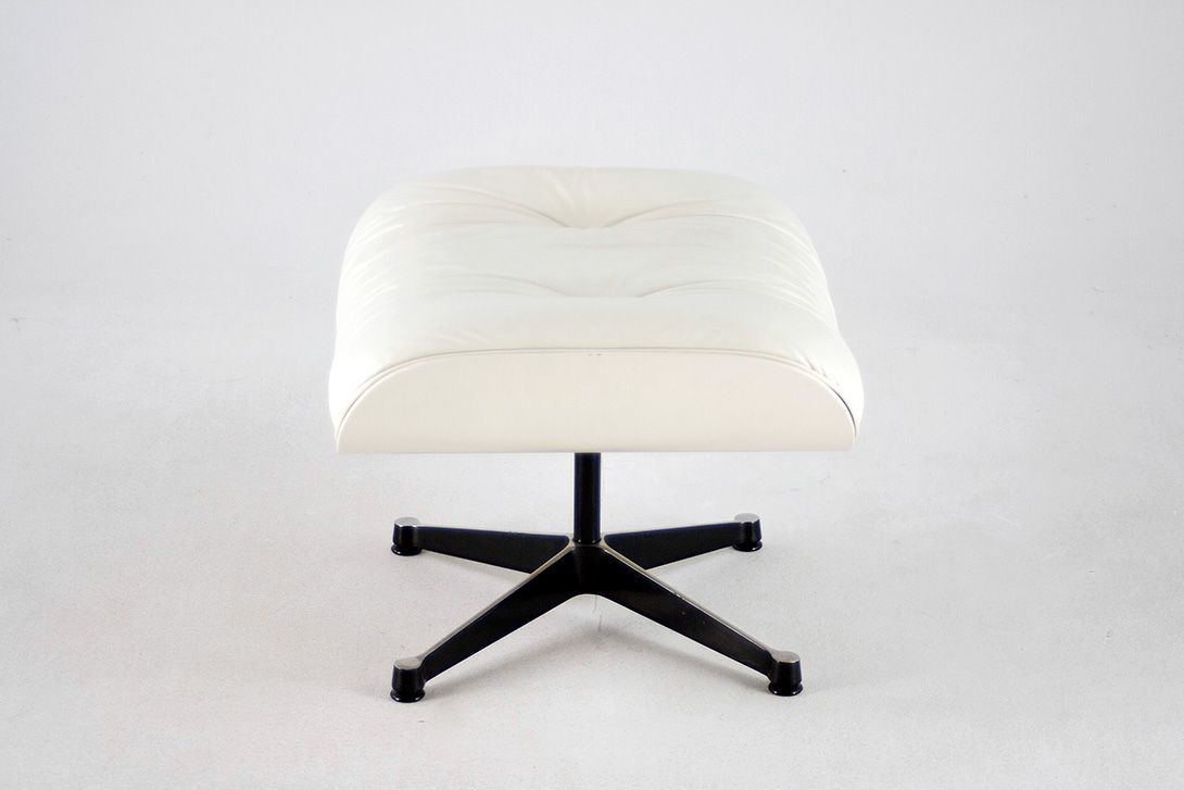 Foto Lounge Chair Ottoman