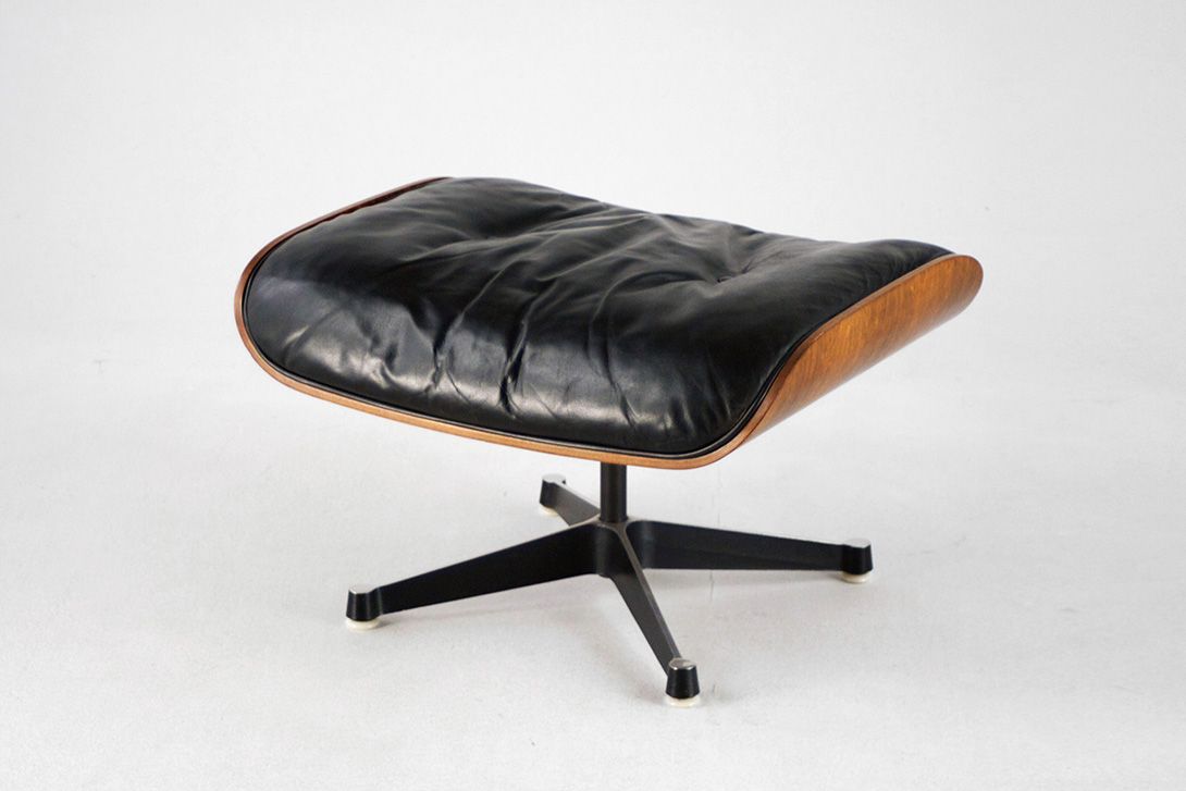 Foto Lounge Chair Ottoman