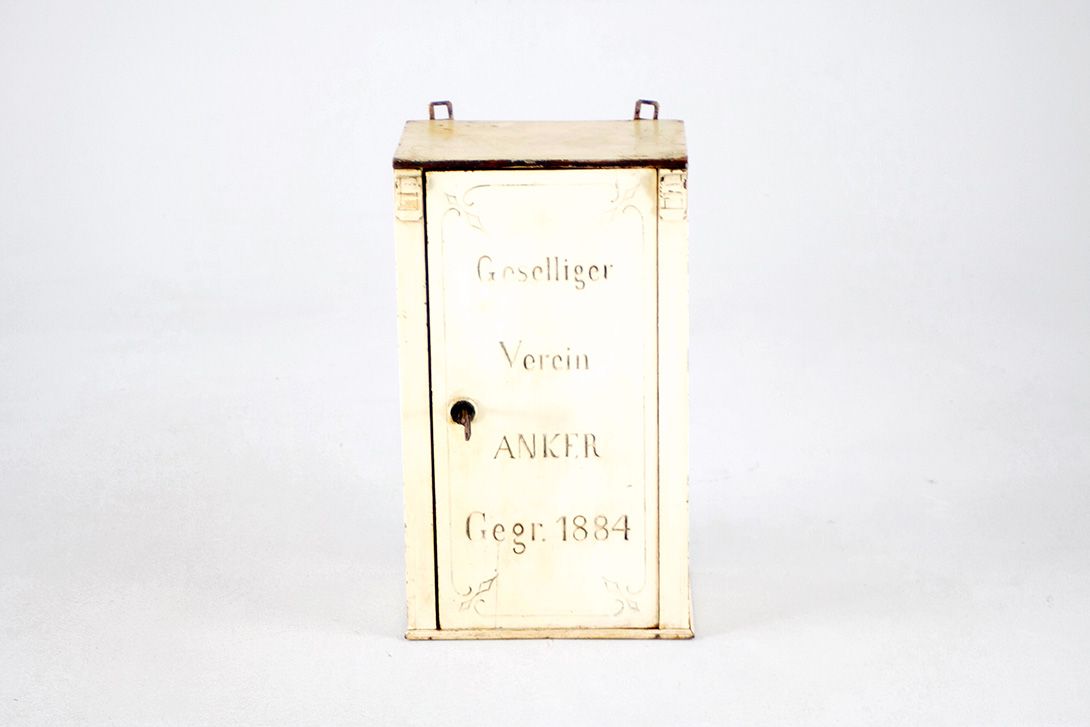 Foto Cupboard Geselliger Verein h54x31x22