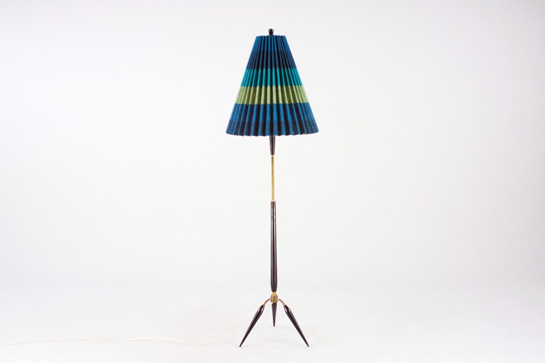 Foto Floor Lamp Danish Fog &#038; Mørup Blue Striped Pliseé Shade 1953 h170