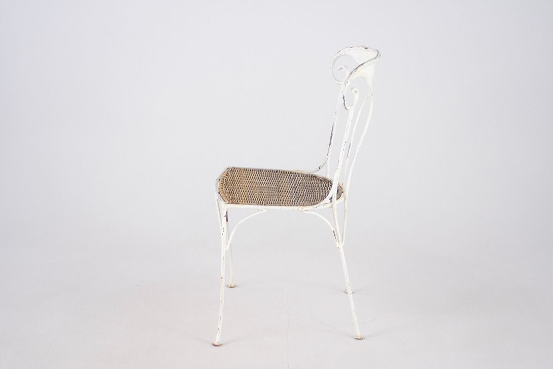 Foto French Patio Chair with Braided Seat