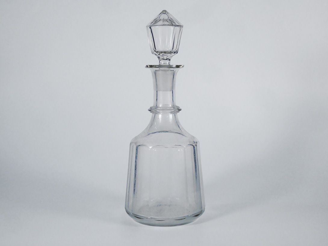 Foto Crystal Carafe England 1887