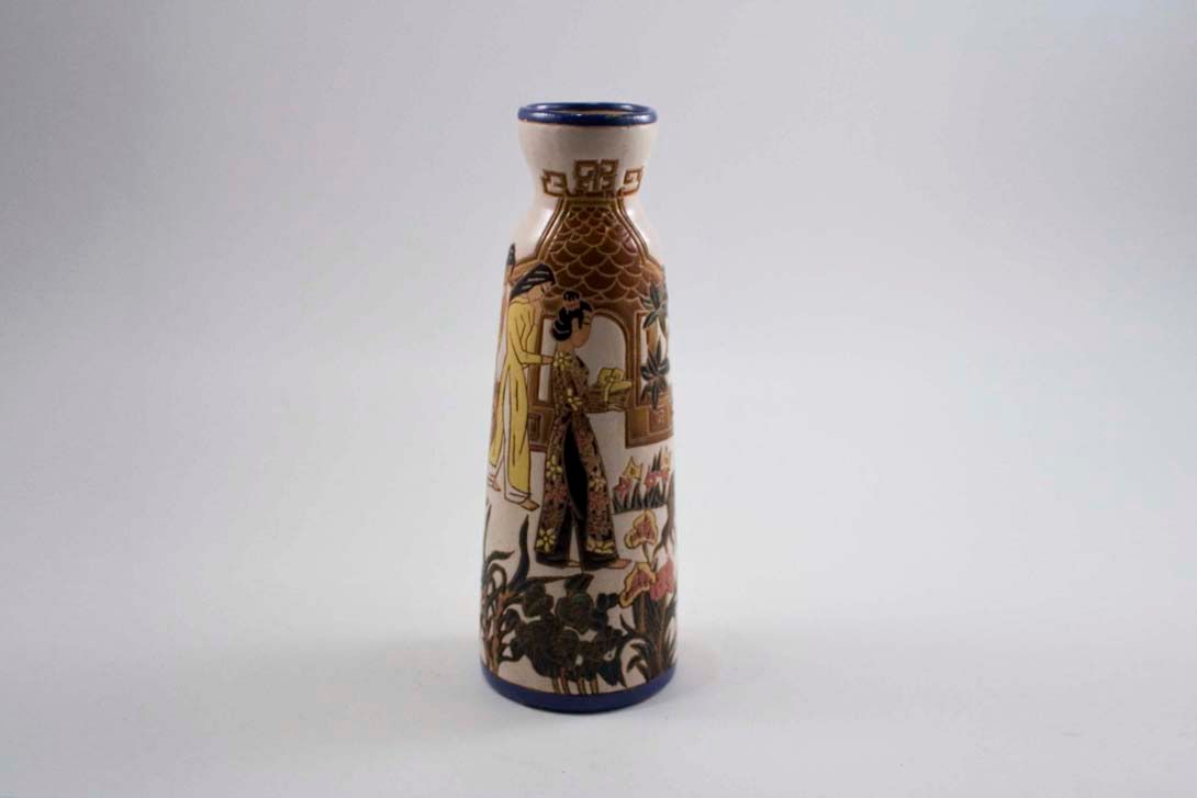 Foto Chinese Ceramic Table Vase, Female Figures h33 E4