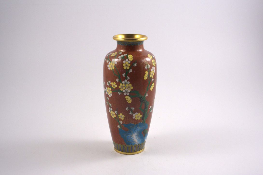Foto Metal Vase, Classic Chinese Flower Decor h23