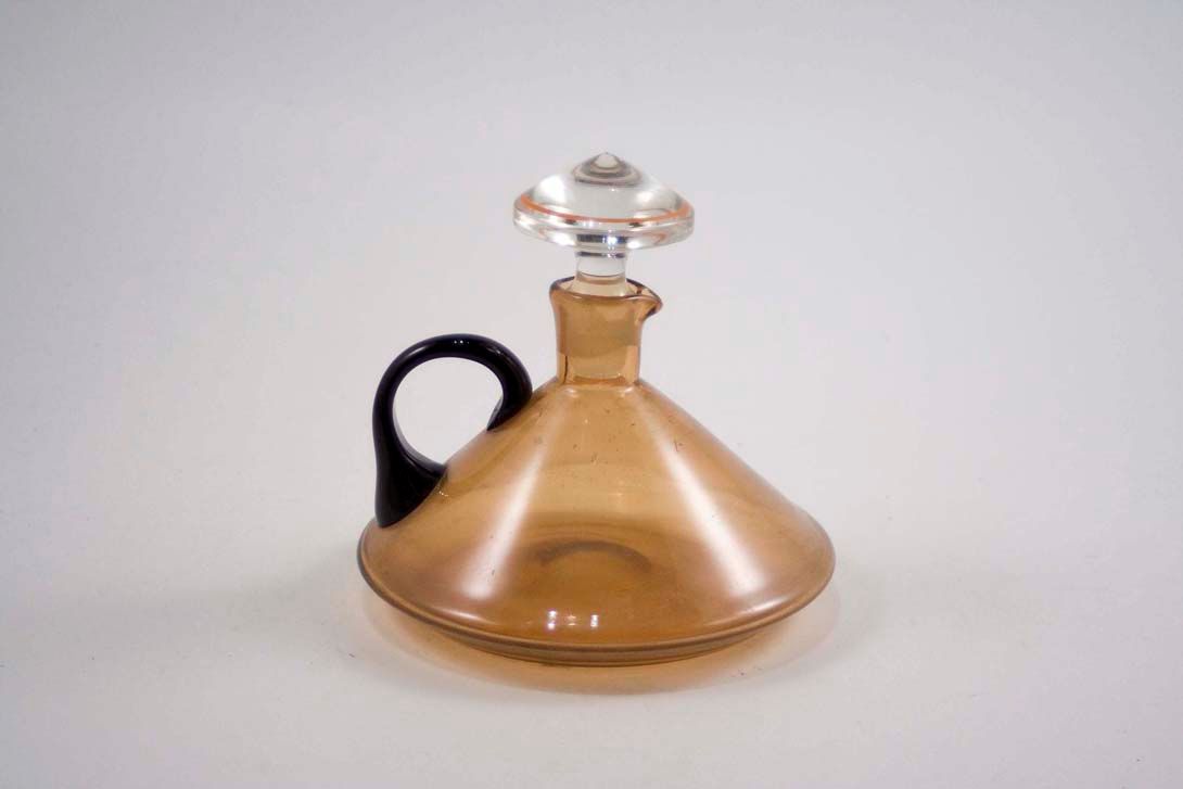 Foto Small Carafe for Liquor or Vinegar