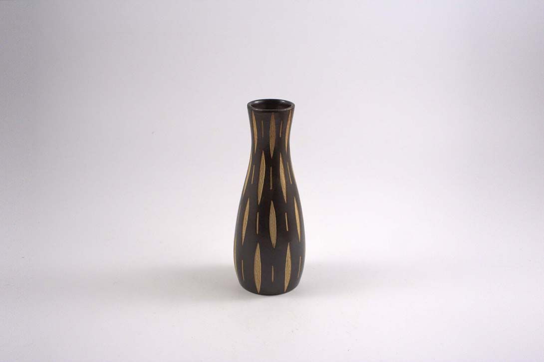 Foto Ceramic Table Vase Beige Leaf Pattern A4
