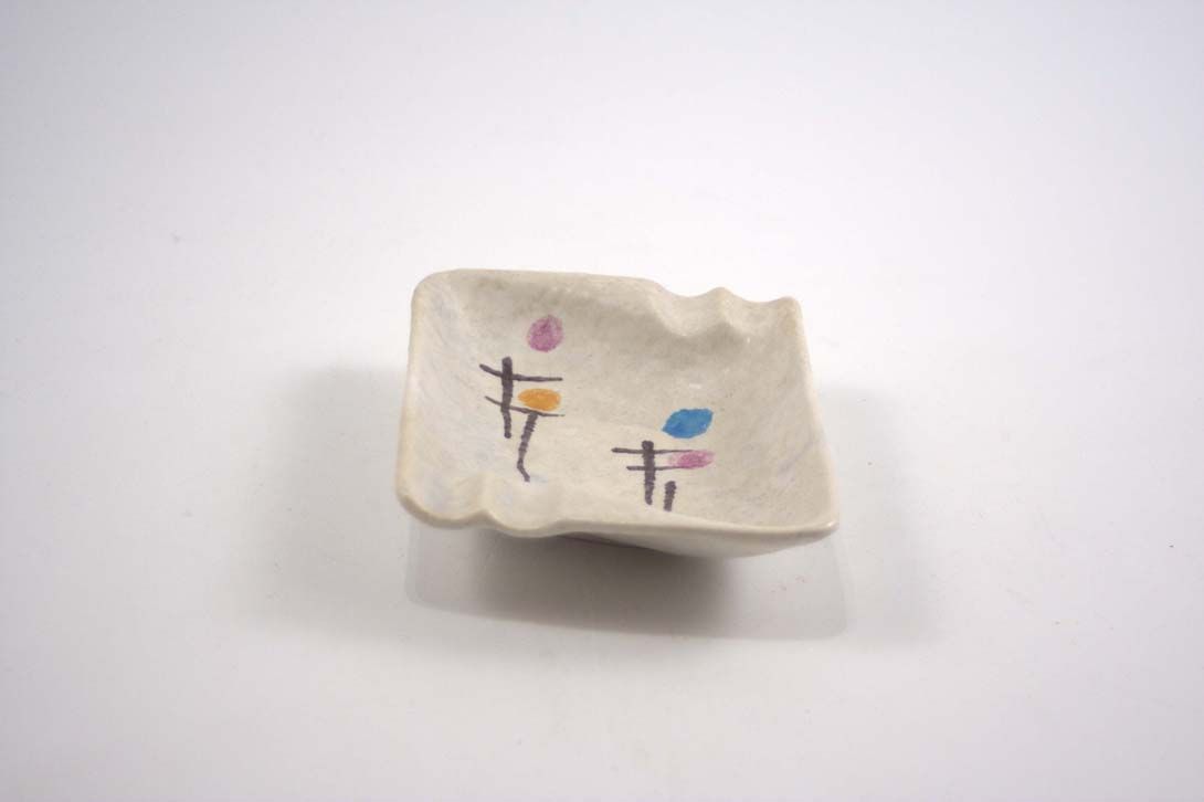 Foto 50&#8217;s Ceramic Ashtray, White, Coloured Spots And Black Hashes