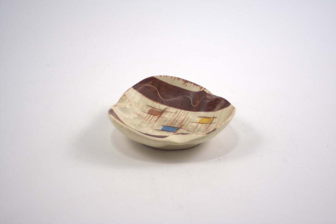 Foto 50&#8217;s Ceramic Ashtray, Brown Stripes, Yellow/Blue Spots