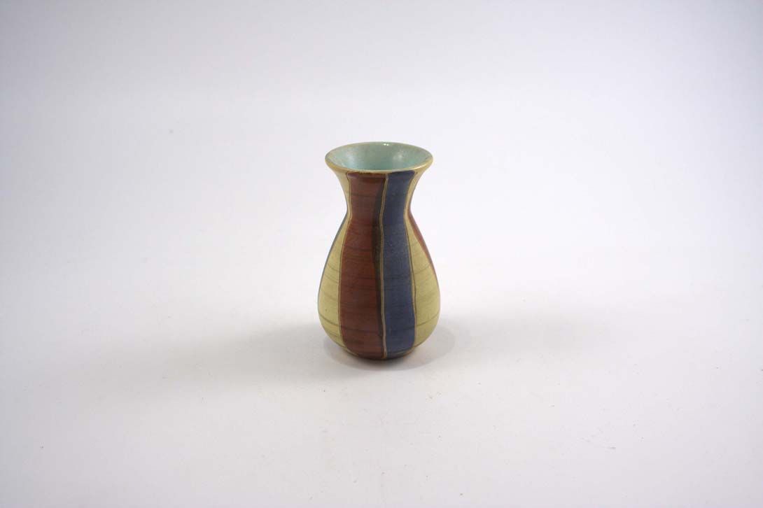Foto Ceramic Table Vase Beige Red Blue Stripes Pale Blue Inside h13x8 A6