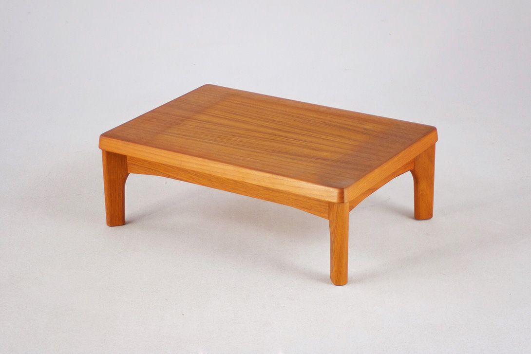 Foto Danish Teak Low Side Table 1978 h22x64x44