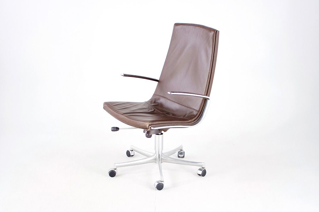 Foto Brown Leather Kastholm Office Chair with Casters by Kill International