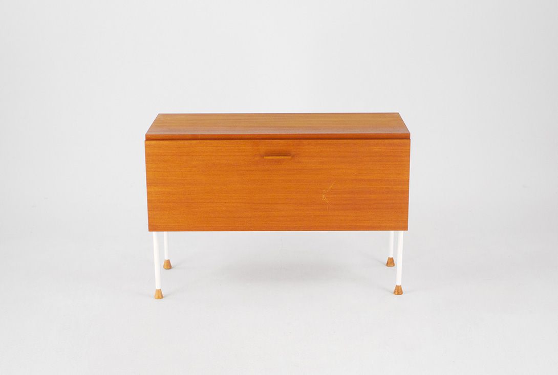 Foto Small Sideboard Hellerau Teak 1964 w100