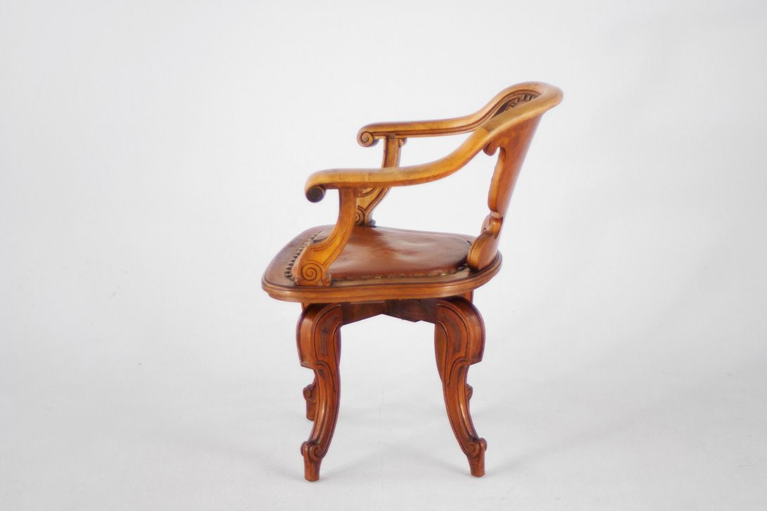 Foto Period Furniture Armchair