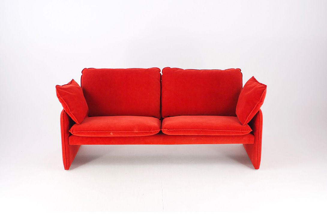 Foto B&#038;B Italia Sofa Red Suede 1972