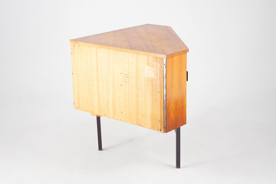 Foto Classic Corner Rosewood Sideboard 1958 w110