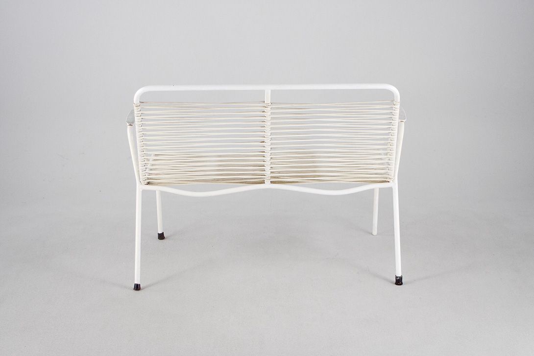 Foto Patio Metal String Bench