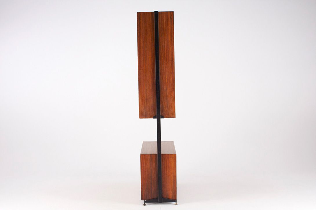 Foto Rosewood String Cabinet 1966