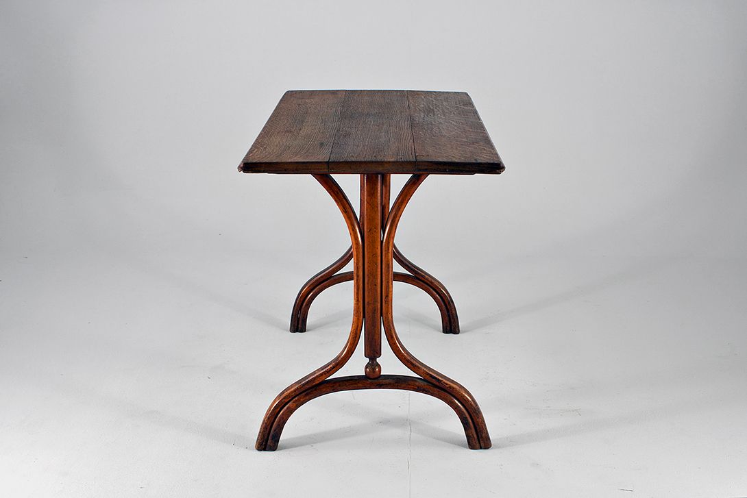 Foto Bentwood Thonet Table 1890 h70x100x55