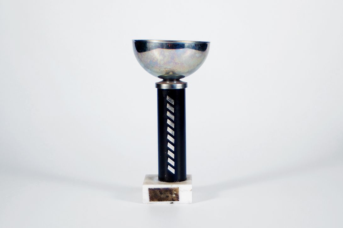Foto Trophy Black/Chrome