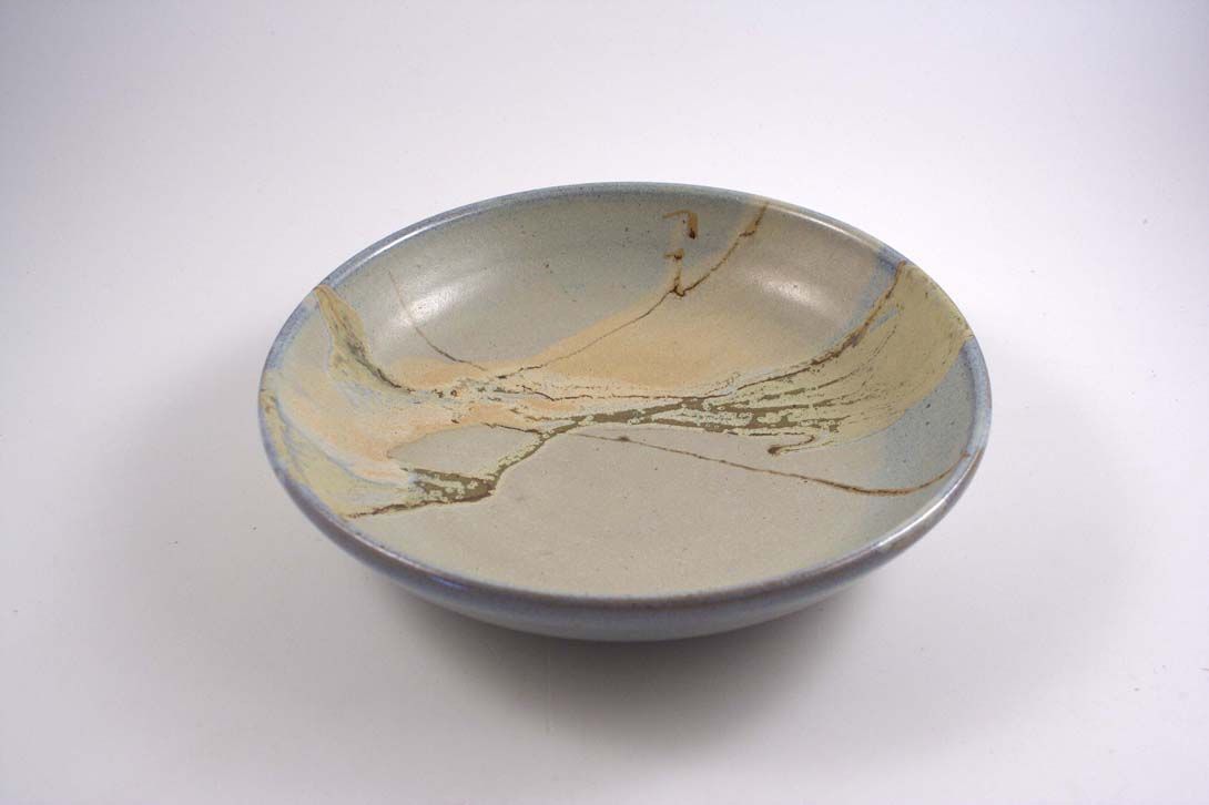 Foto Grey, Round, Flat  Bowl / Plate, 1962