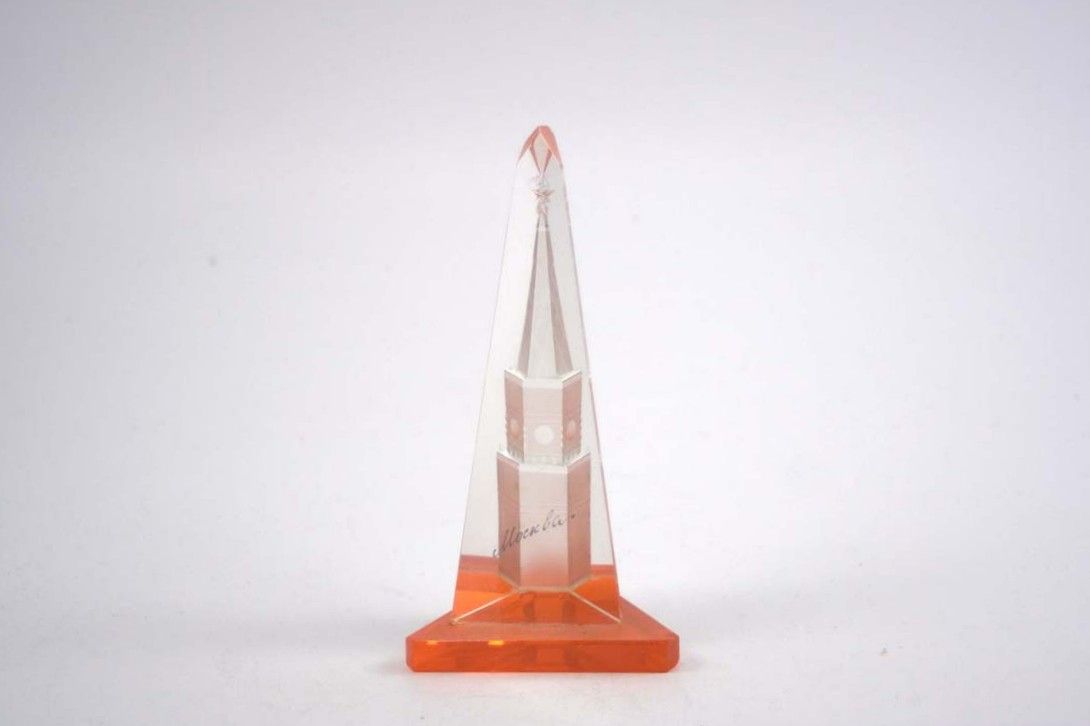 Foto Moscow Tower, Obelisk Shape