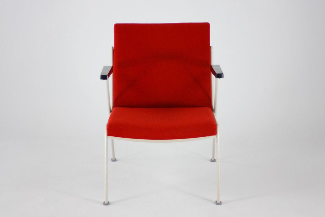 Foto Rietveld Armchair for Kembo