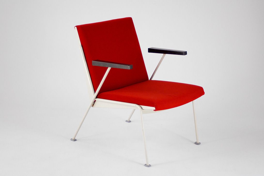 Foto Rietveld Armchair for Kembo
