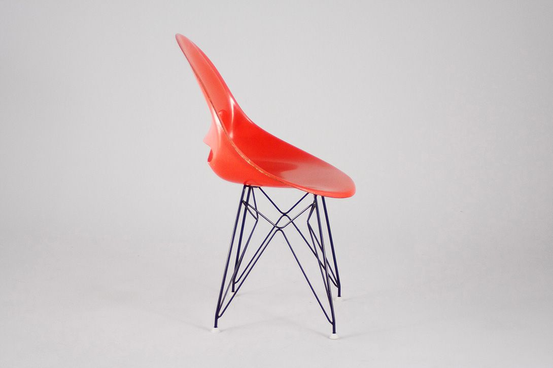 Foto Coral Red Navrátil Vertex Chair