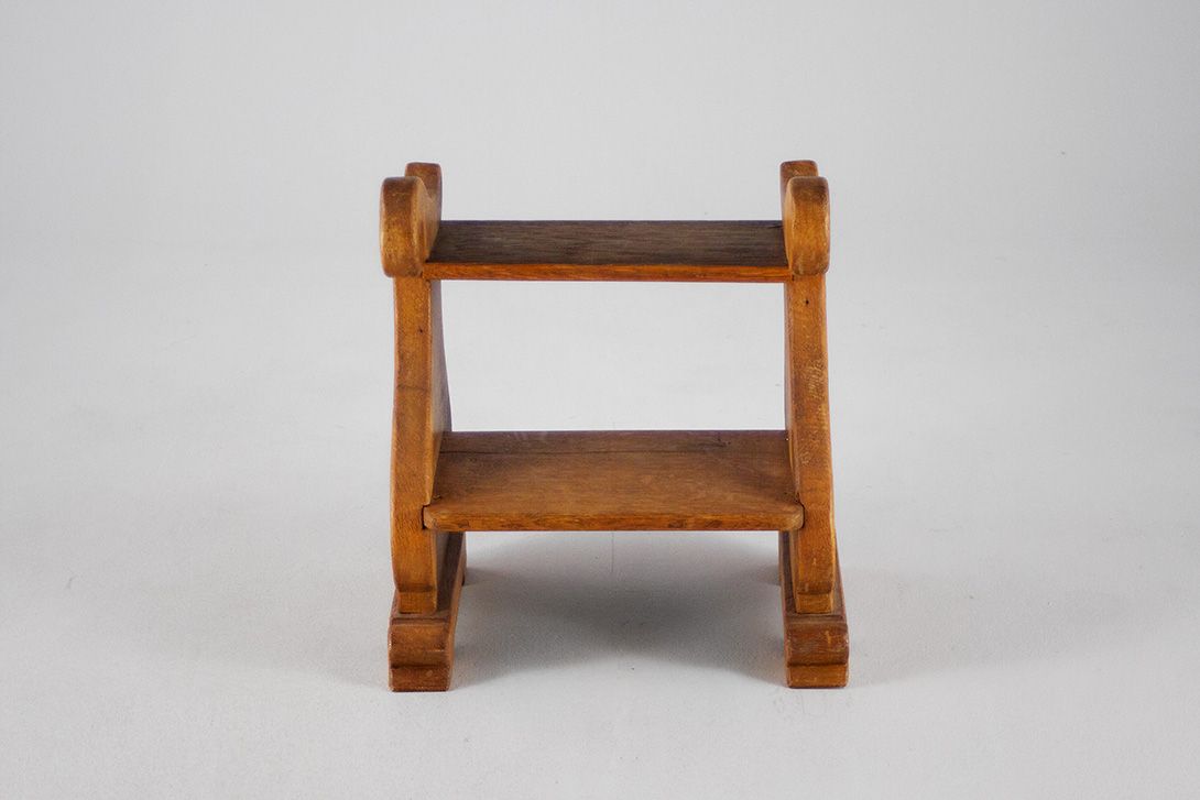 Foto Wooden Stepladder, Two Rundles, 1900 Style