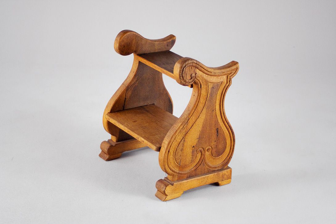Foto Wooden Stepladder, Two Rundles, 1900 Style