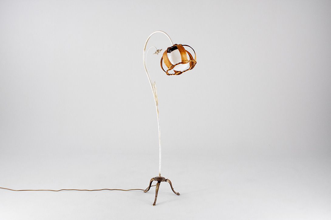 Foto Floor Lamp Metal Flowers Frosted Glas Ball in Bamboo Shade h140 G2