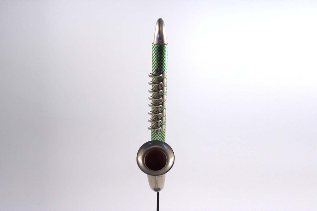 Foto Clowns Toy Saxophone Green 1950