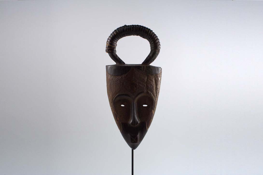 Foto Medicine Mask Rhodesia 1956